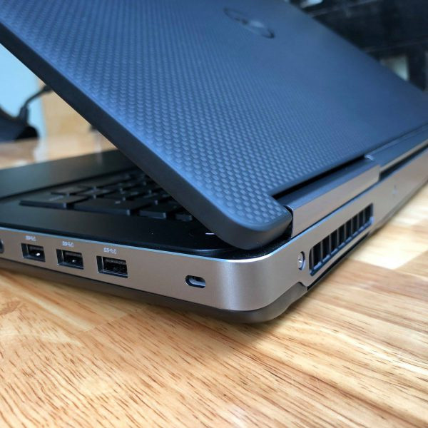 Used Dell Precision 7510 Laptop - Intel Core i7 - Like New 90%